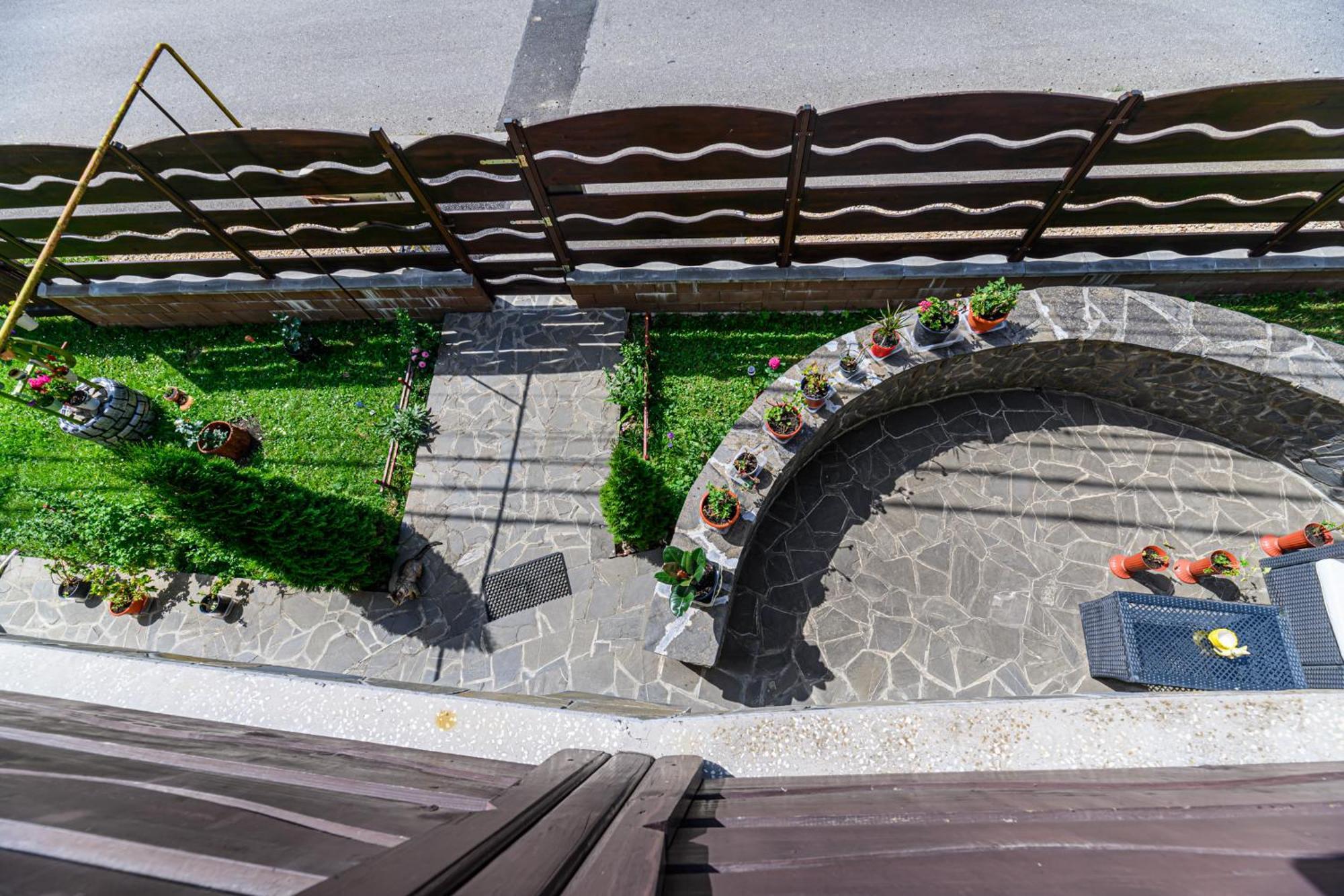 Casa Ramino Hotel Buşteni Eksteriør billede