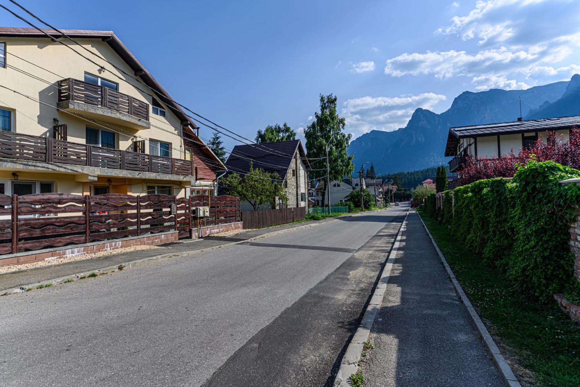 Casa Ramino Hotel Buşteni Eksteriør billede