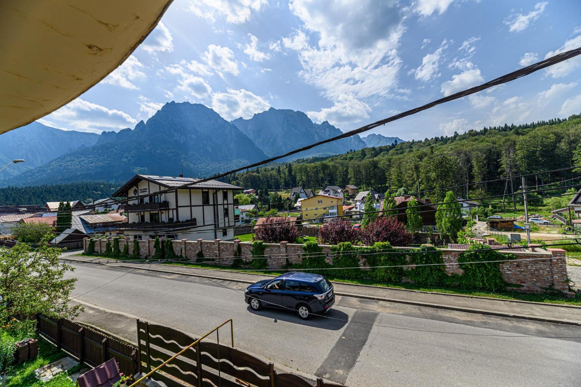 Casa Ramino Hotel Buşteni Eksteriør billede