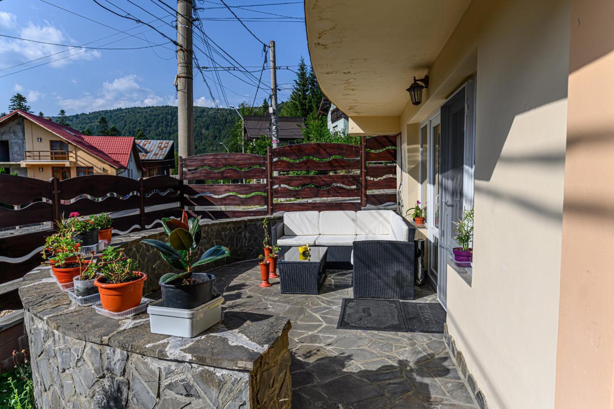 Casa Ramino Hotel Buşteni Eksteriør billede