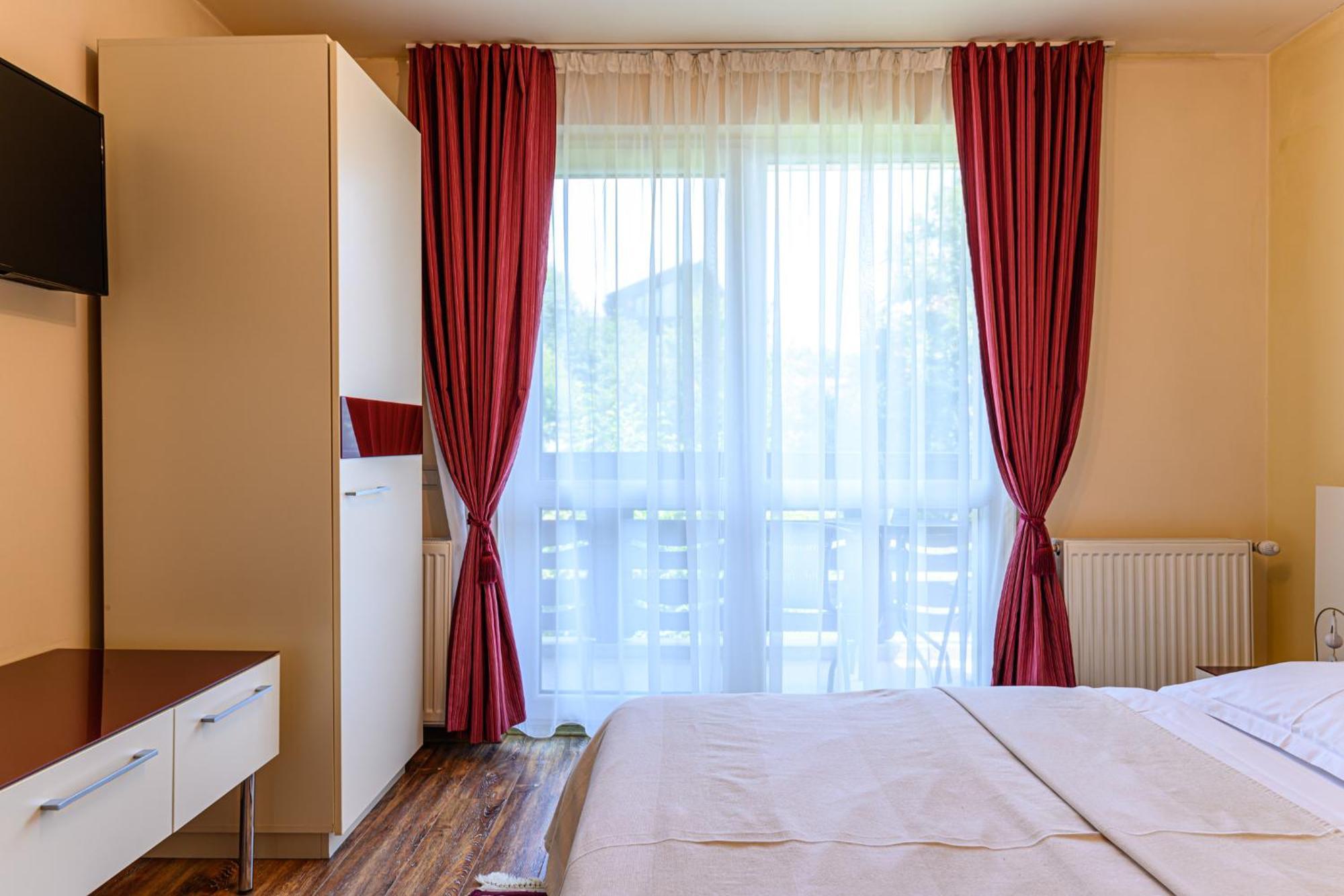 Casa Ramino Hotel Buşteni Eksteriør billede