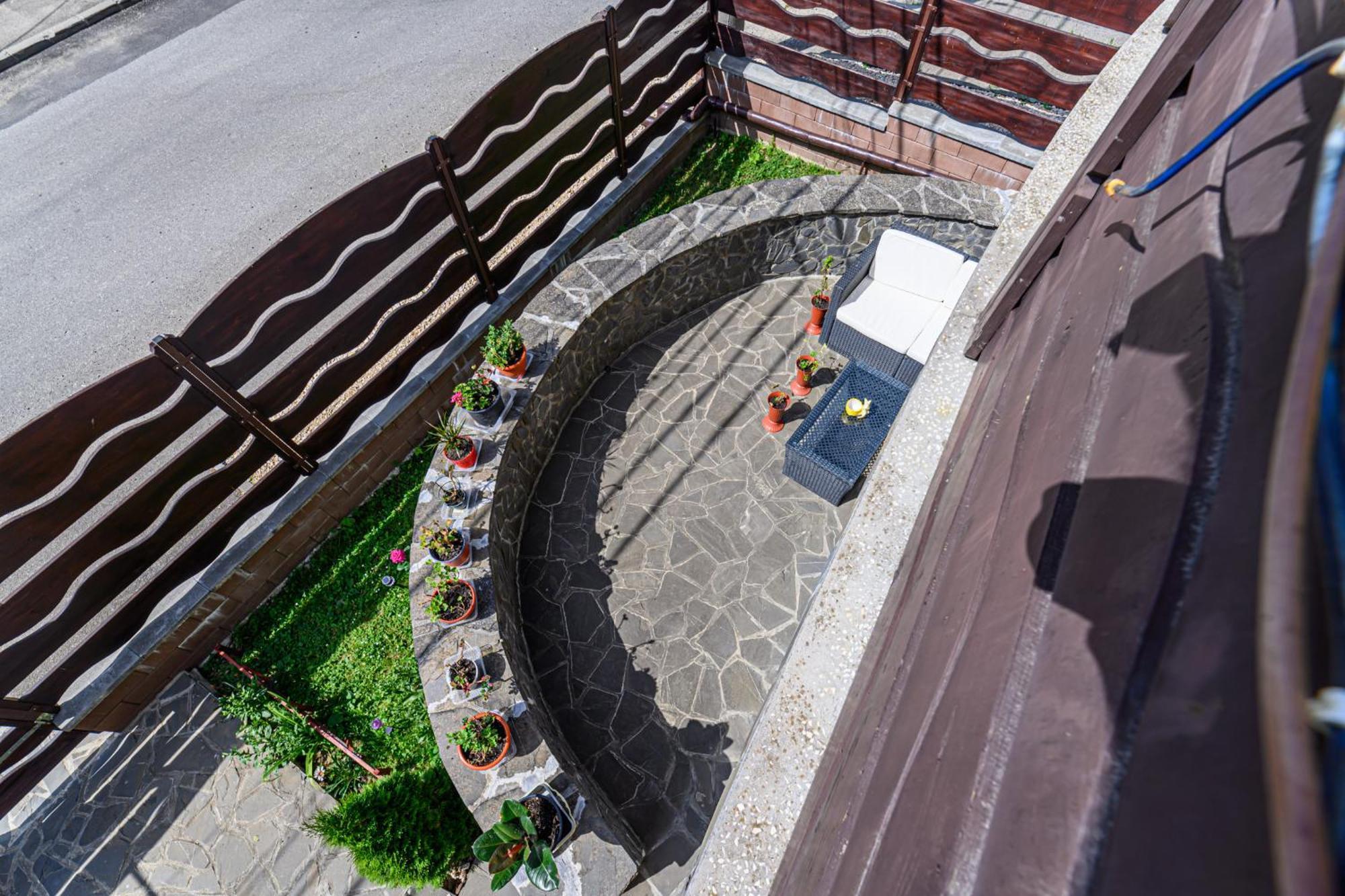 Casa Ramino Hotel Buşteni Eksteriør billede