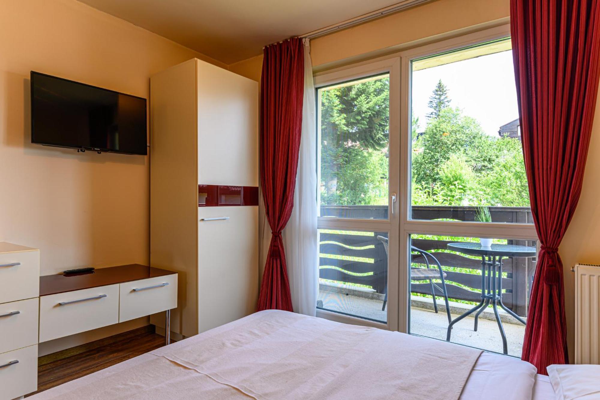 Casa Ramino Hotel Buşteni Eksteriør billede